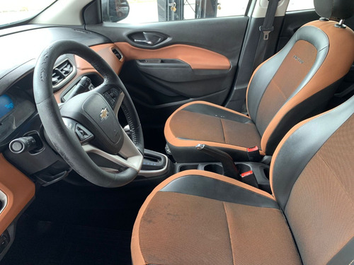 Chevrolet Onix 1.4 Activ Aut. 5p