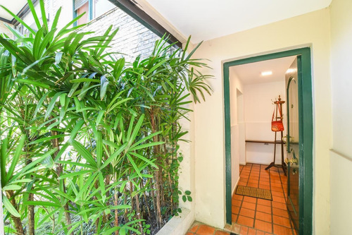 Casa De 3 Dormitorios En Venta Con Pileta Y Quincho Fisherton