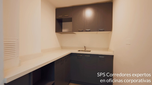 Imagen 6 de 29 de Arriendo De Exclusiva Oficina Completamente Remodelada