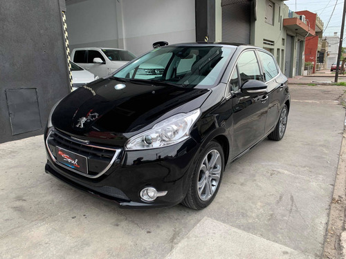 Peugeot 208 1.6 Feline 2013