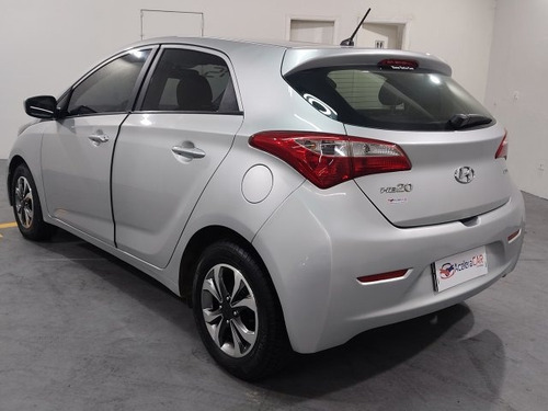 Imagem 2 de 15 de Hb20 1.0 Comfort 12v Flex 4p Manual