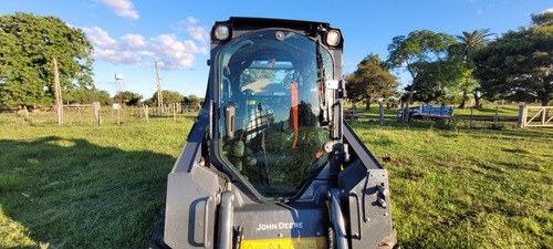 Minicargadora John Deere 318g Cab. Cerrada Ac. Solo 102 Hrs