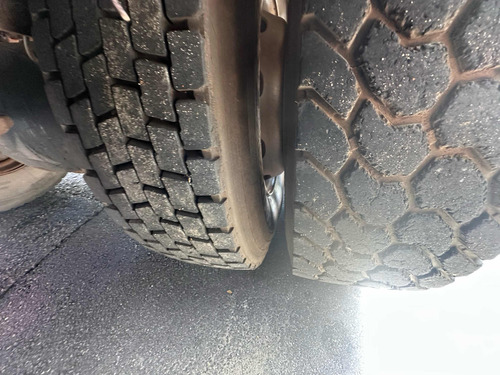 Ford Cargo 2422 Caminhão Tanque 8x2 21000 Litros Ar Condicio