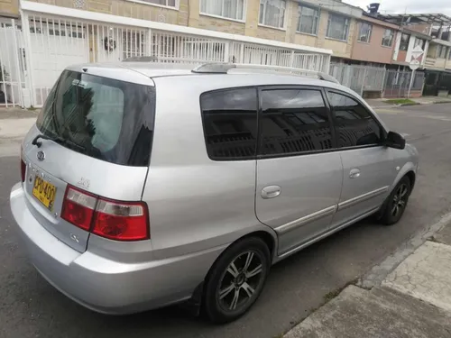 Kia Carens 2.0 Lx 7 Cool