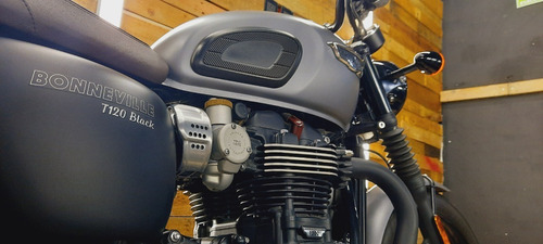 Imagen 10 de 10 de Triumph Bonneville T120 Black