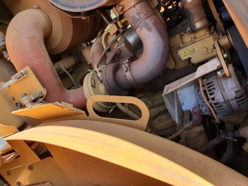 Imagem 6 de 15 de Pá Carregadeira Caterpillar 950h Ano 2015 Cat 950