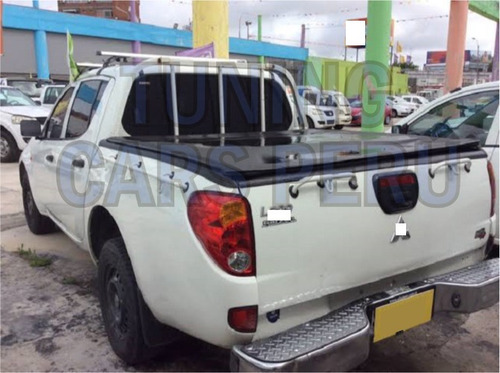 Imagen 4 de 6 de Mandil De Guardafango Del. / Mitsubishi L200 2005 - 2015