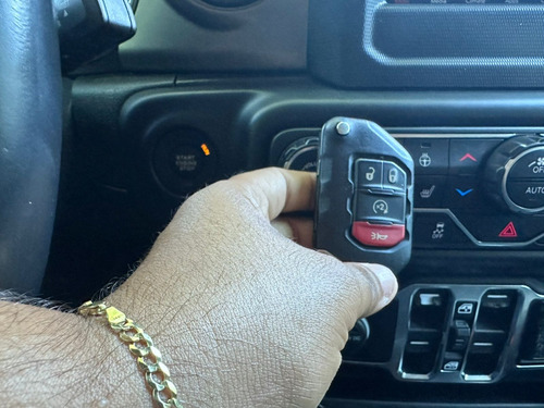 Imagen 8 de 15 de Jeep Wrangler Sport 2020 Americana