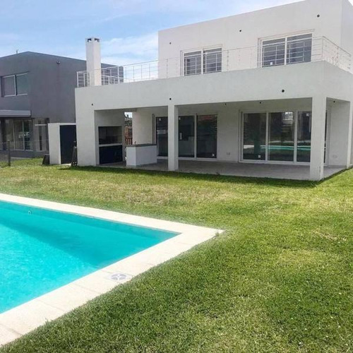 Casa En Venta En Barrio Los Castaños, Nordelta
