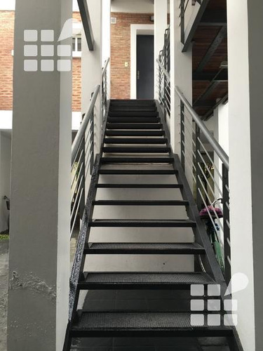 Imagen 2 de 13 de Departamento - La Plata