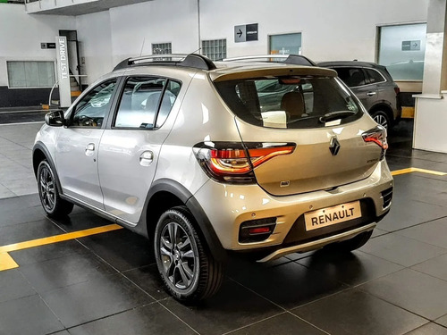 Imagen 8 de 21 de Renault Stepway Intense 2023 (jp)