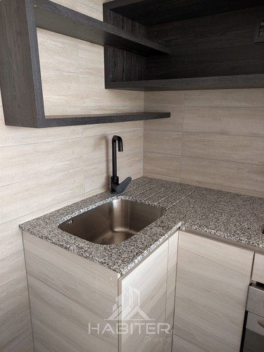 Departamento En Venta De 2 Dorm. En Santiago