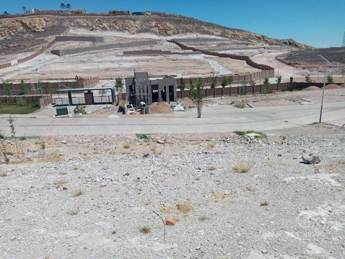 Imagen 1 de 3 de Terreno En Venta En Altozano