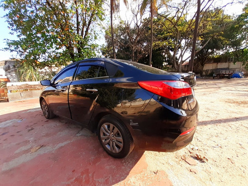 Hyundai Hb20s 2016 1.0 Comfort Plus Flex 4p