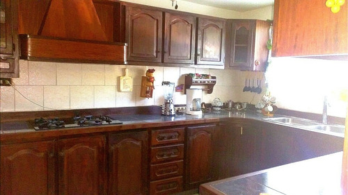 Imagen 2 de 12 de Casa En La Urbanización El Ave María