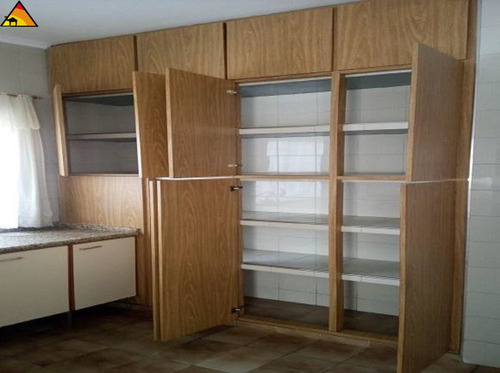 Sobrado Residencial, Quintal, 2 Vagas, Otimo Local................ - Mi4565