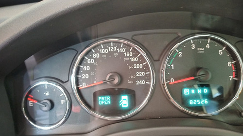 Jeep Cherokee Sport 4x4 3.7 Automática Completa 2012