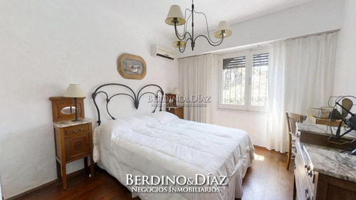Exclusiva Y Hermosa Casa Ideal Para Vivir Todo El Año En Punta Del Este- Ref: 364