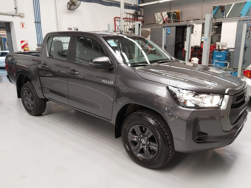 Toyota Hilux 4x4 2.8tdi Sr