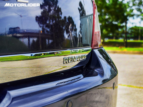 Imagen 14 de 25 de Renault Symbol Privilege 1.6 Extra Full | Permuta / Financia