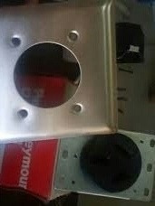 Imagen 4 de 5 de Toma Corriente Trisfasico Para Empotrar 220v Con Tapa