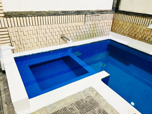 Imagen 9 de 19 de (yia173) Townhouse En Tucacas, Res Playuela