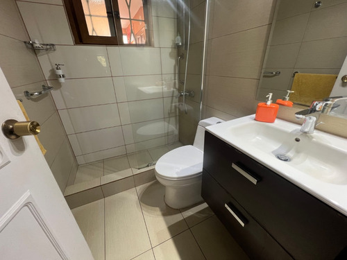 Casa 148mts2 4 D 2 B
