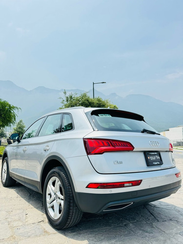Audi Q5 2.0 L T Select Dsg