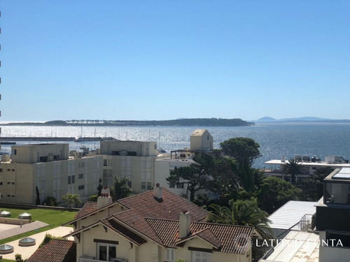 Apartamento En Península- Ref: 123
