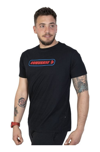 Remera Converse Lifestyle Hombre Star Chevron Graf Negro Fuk