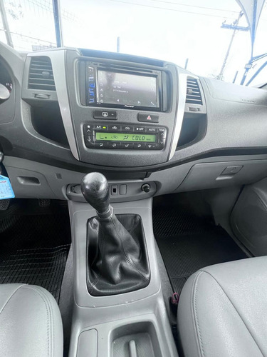 Toyota Hilux 3.0 Srv Cab. Dupla 4x2 4p