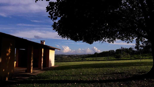 Chácara 14000m2 Com Açude Edícula E Salão Com Churrasqueira.