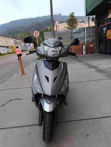 Vendo Hero Dash Fi 125 Cc , Modelo 2023, Apenas Con 470 Km.