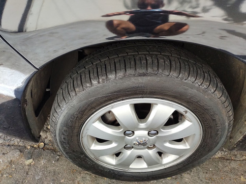 Imagem 2 de 10 de Peugeot 207 2011 1.4 Xr Sport Flex 5p
