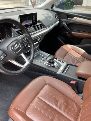 Audi Q5 2.0 L T Select Dsg