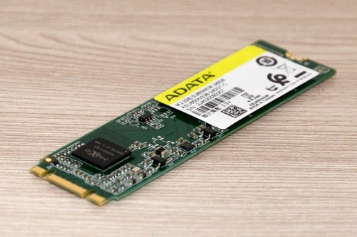 Imagen 4 de 10 de Disco Ssd 240gb M2 2280 Sata Notebook Adata Su650 3d Nand