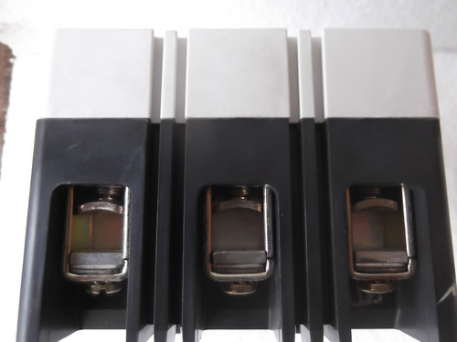 Breaker 3x50 Amp. Cutter Hammer Y Ge Record Plus. Nuevos.