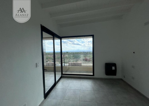 Dúplex De Lujo Venta, En Barrio La Arbolada, Merlo, S.l.