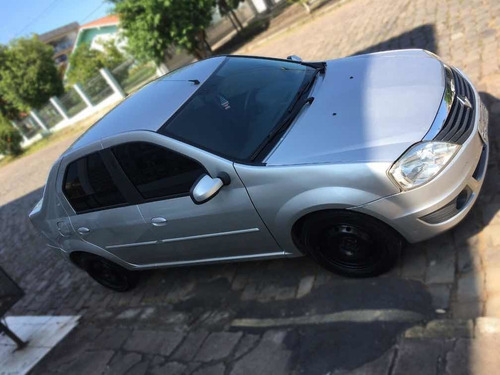 Renault Logan 2013 1.6 Expression Hi-power 4p
