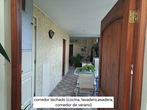 Casa Sólida Con Piscina En Condomio