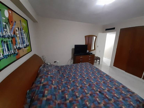 Imagen 9 de 13 de En Venta Apartamento En Los Mangos Raiza Peña 04122190291 Cod 130610