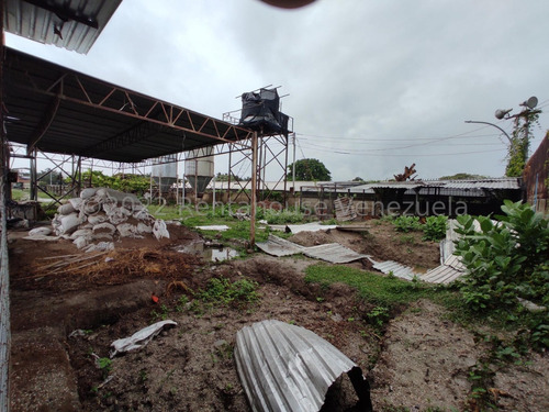 Amplio Terreno Propio En Venta Avicola 10.424 Metros Granja Avicola Con Galpones En Funcionamiento Luz Trifasica Banco Transformadores Oficina Negociable Estef 23-8117