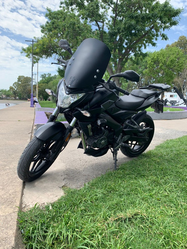 Bajaj Rouser Ns 200