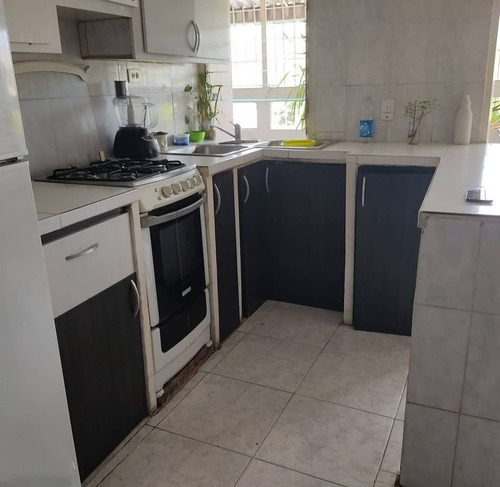 Imagen 5 de 12 de Apartamento En Doña Menca Piso Medio