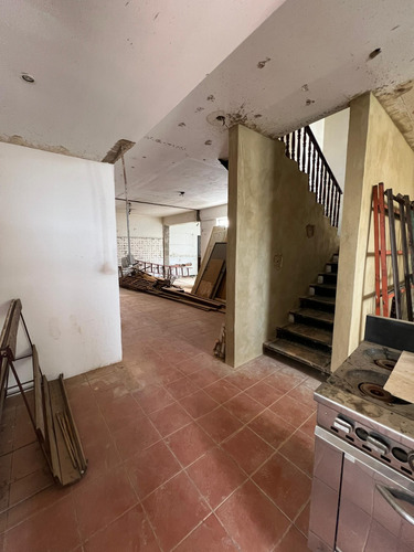Casa Comercial En El Viñedo, Valencia, Cod: Indiccom-020