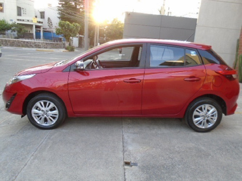 Toyota Yaris S Hb 2018 45,000 Kms Con Garantia Extendida