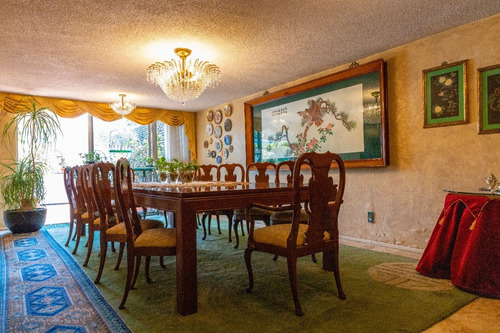Imagen 14 de 30 de Residencia En Venta Con Acabados De Lujo & Jardín