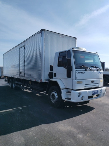 Imagem 2 de 10 de Ford Cargo 2422