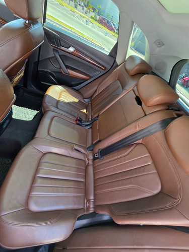 Audi Q5 2.0 L T Elite Dsg