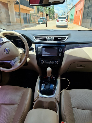 Imagen 10 de 13 de Nissan X-trail 2017 2.5 Exclusive 2 Row Cvt